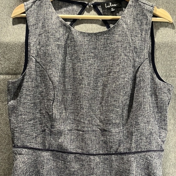 LULU’S XL navy and white dress, open back. - Picture 3 of 8